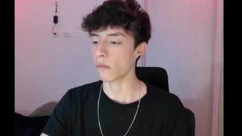 juanmres online show from November 14, 4:26 am