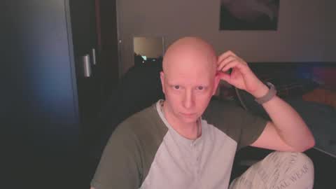 Juhanor online show from December 14, 9:13 pm