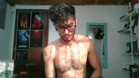 Julfigo online show from January 2, 12:24 pm