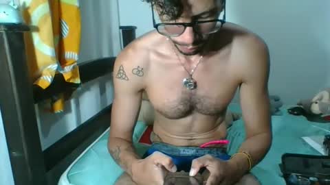 Julfigo online show from January 3, 11:01 pm