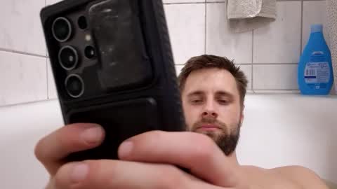 Julia  Adam online show from February 11, 9:20 pm