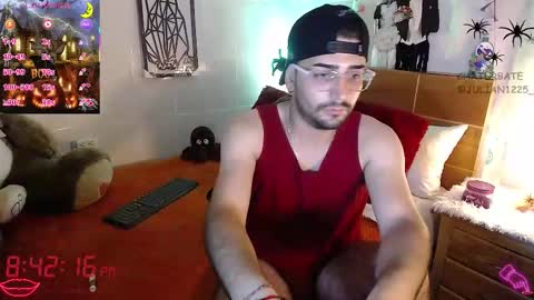 Julian online show from October 23, 1:42 am