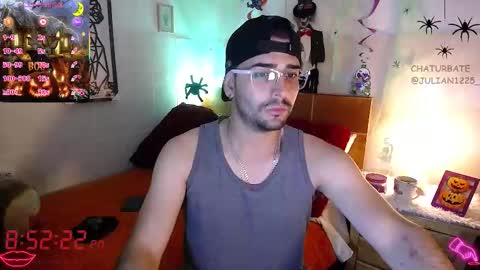 Julian online show from October 21, 1:52 am