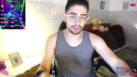 Julian online show from March 11, 2:32 am