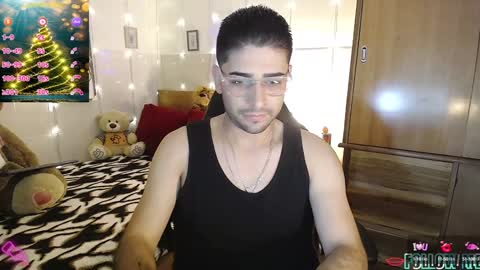 Julian online show from December 4, 2:42 am