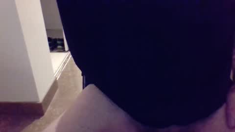 Snapshot of julian6446 chatting on February 23, 1:53 am julian6446 online show from February 23, 1:53 am