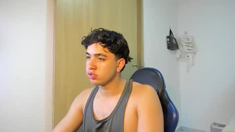 julian billy online show from November 18, 7:56 am