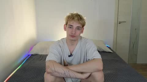 Eren online show from April 22, 1:01 am