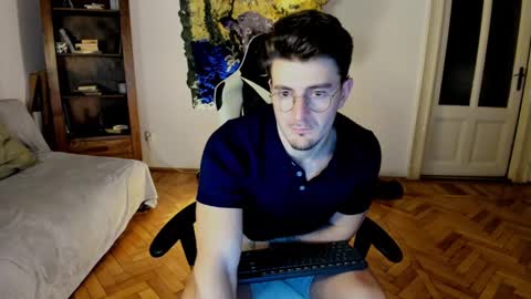 JulianDylan online show from January 9, 4:19 am