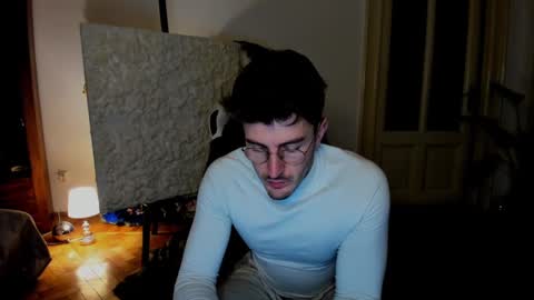 JulianDylan online show from December 5, 4:20 am