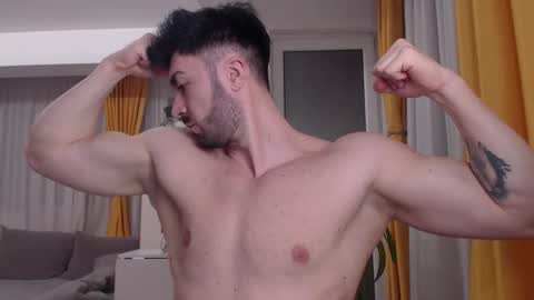 JulianRoyce online show from February 15, 11:35 pm