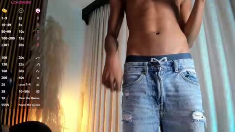 Julien online show from February 28, 12:15 pm