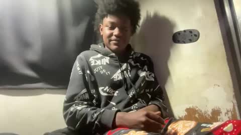 juliothehammer online show from January 16, 7:00 am