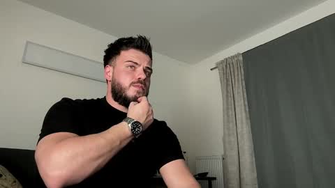 JULiUS   online show from December 5, 9:06 pm