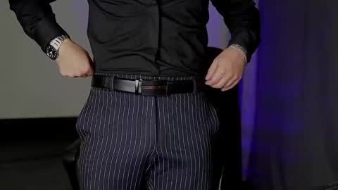 JULiUS   online show from September 28, 8:07 pm