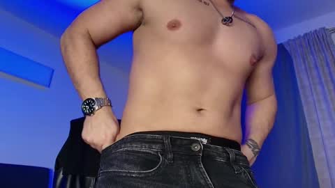 JULiUS   online show from December 22, 8:36 pm