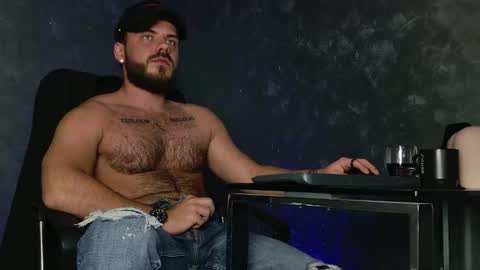 JULiUS   online show from November 26, 10:46 pm