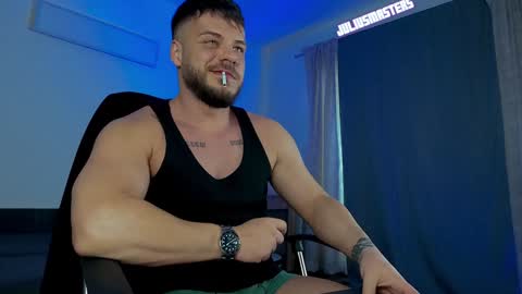 JULiUS   online show from February 7, 8:22 am