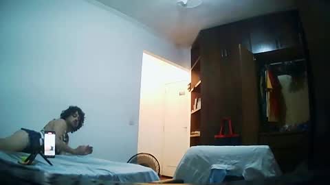 Mia online show from January 19, 7:15 pm