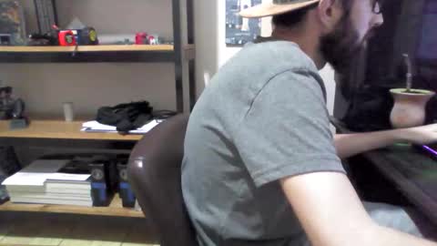 juniorextr_18_ online show from May 29, 11:59 pm