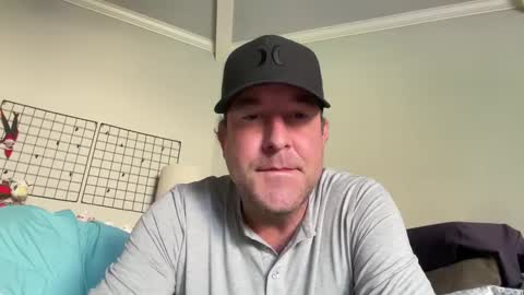 Snapshot of justfitnfun chatting on December 10, 3:22 pm justfitnfun online show from December 10, 3:22 pm