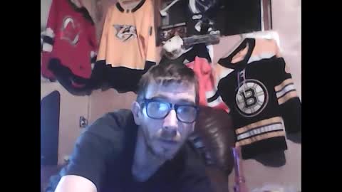 justinjerksit online show from December 6, 3:00 pm