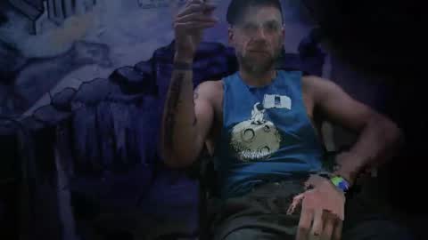 justinmoore1987 online show from December 24, 11:49 am