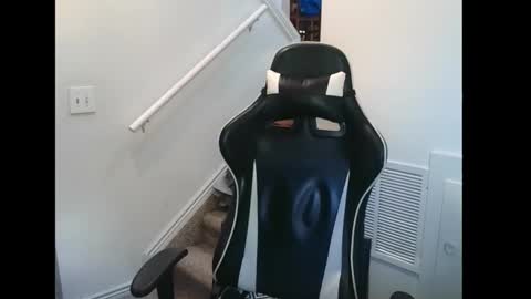 justintym69 online show from October 27, 9:17 pm