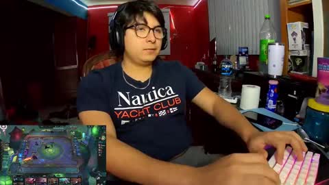 justsky117 online show from December 28, 6:17 am