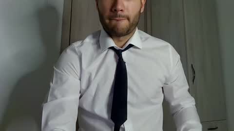 Snapshot of justynxxx1 chatting on December 2, 10:10 pm Justin online show from December 2, 10:10 pm