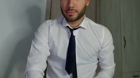 Snapshot of justynxxx1 chatting on February 17, 6:31 am Justin online show from February 17, 6:31 am