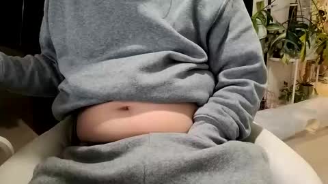 KI e697a5e69cac online show from December 14, 7:26 am