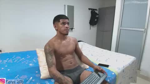 k_florez online show from March 25, 2:59 am