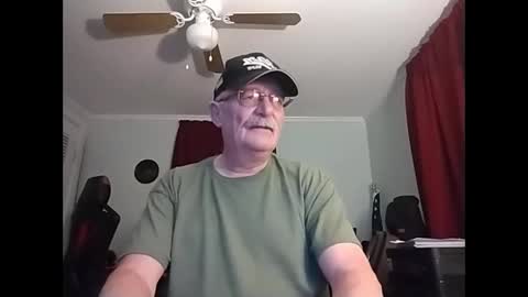 kabriggs136 online show from February 18, 1:10 am