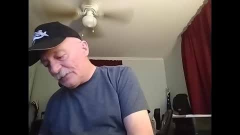 kabriggs136 online show from February 8, 1:00 am