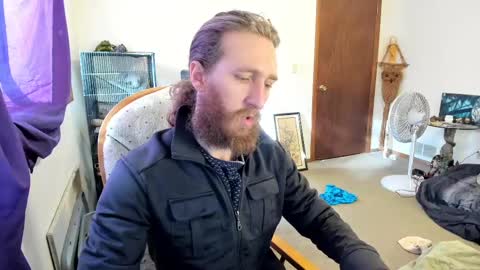 Kaiku77 online show from March 6, 9:31 pm