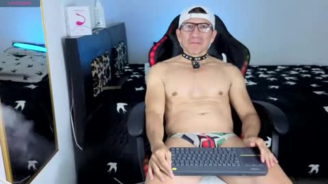 Kale   online show from November 30, 3:19 am