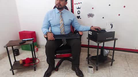 Kaleth online show from February 8, 1:11 am