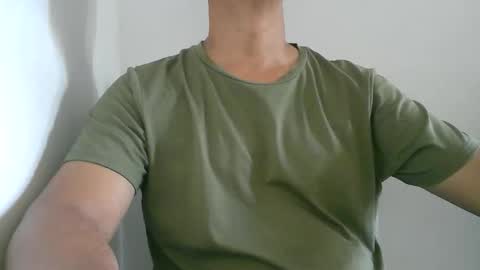 Kamilo online show from December 19, 7:44 pm