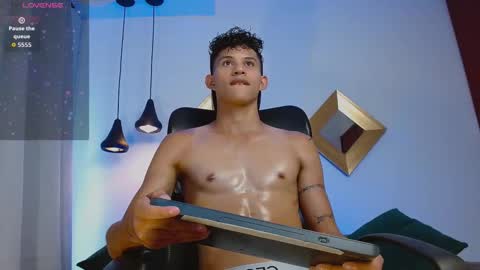 Kami online show from March 25, 6:45 pm