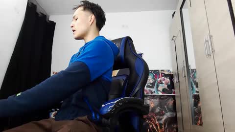 andres online show from March 16, 2:43 pm