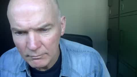 Robbie online show from January 18, 12:40 pm