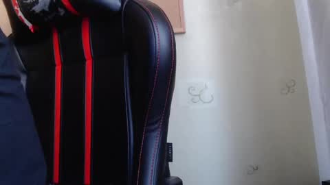 Karol  online show from February 19, 2:12 pm