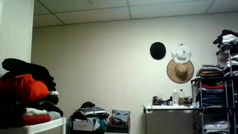 kaylee kakes online show from November 11, 6:57 pm