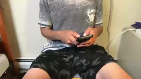 Snapshot of keahi420 chatting on October 12, 1:10 am keahi420 online show from October 12, 1:10 am