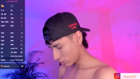 Alejandro Gonzalez online show from October 2, 7:12 am