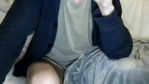 Snapshot of keiser1771 chatting on October 22, 8:40 am keiser1771 online show from October 22, 8:40 am