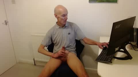 Snapshot of keithc440 chatting on December 28, 7:01 pm Keith online show from December 28, 7:01 pm