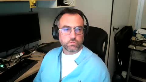 Snapshot of kelvin06133 chatting on January 29, 9:50 pm kelvin06133 online show from January 29, 9:50 pm