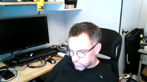 Snapshot of kelvin06133 chatting on December 26, 11:57 pm kelvin06133 online show from December 26, 11:57 pm